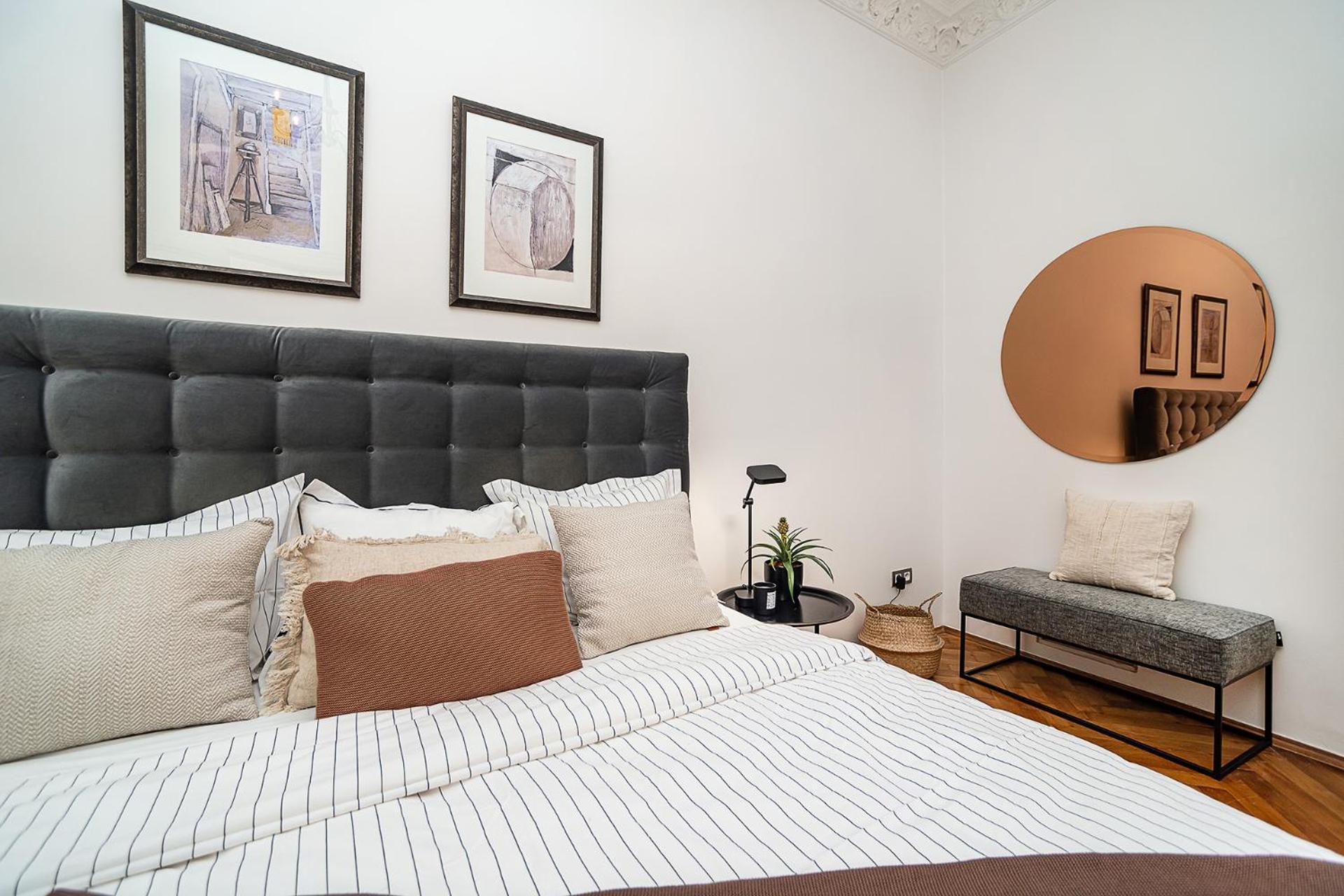 Luxurious Two-bedroom In The Old Town Prague